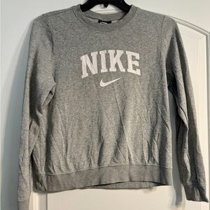 Nike Woman’s Heather Gray Crewneck Sweater